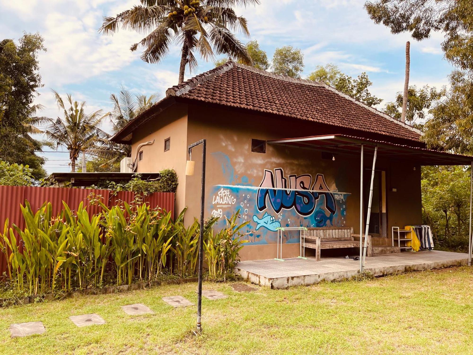 Apit Lawang Villas & Resto Batununggul Экстерьер фото