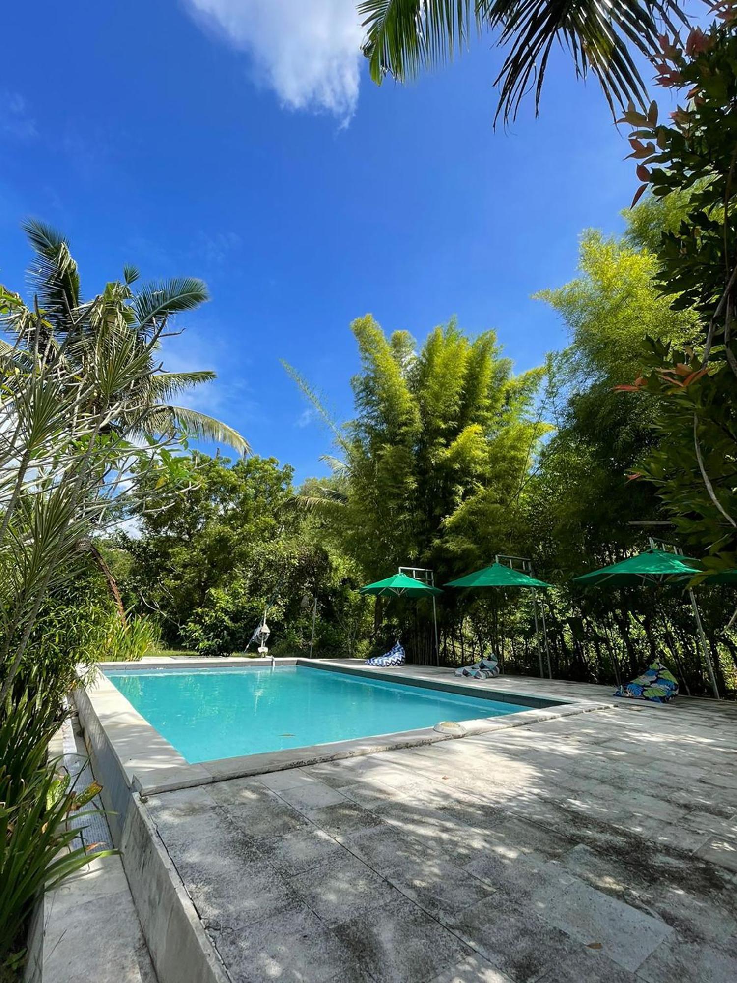 Apit Lawang Villas & Resto Batununggul Экстерьер фото